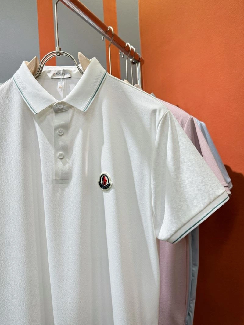 Minimalist Moncler T-Shirts 142335