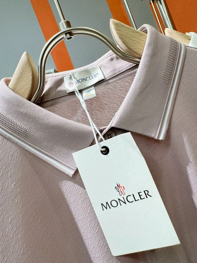 Moncler T-Shirts Efficient 142327