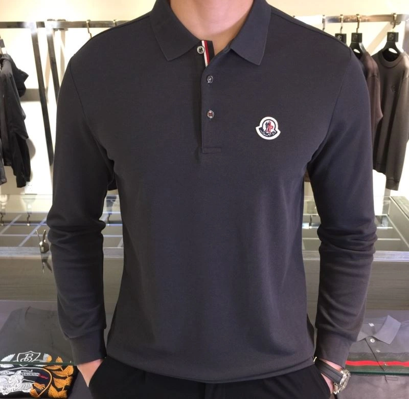 Moncler T-Shirts Neat 142320