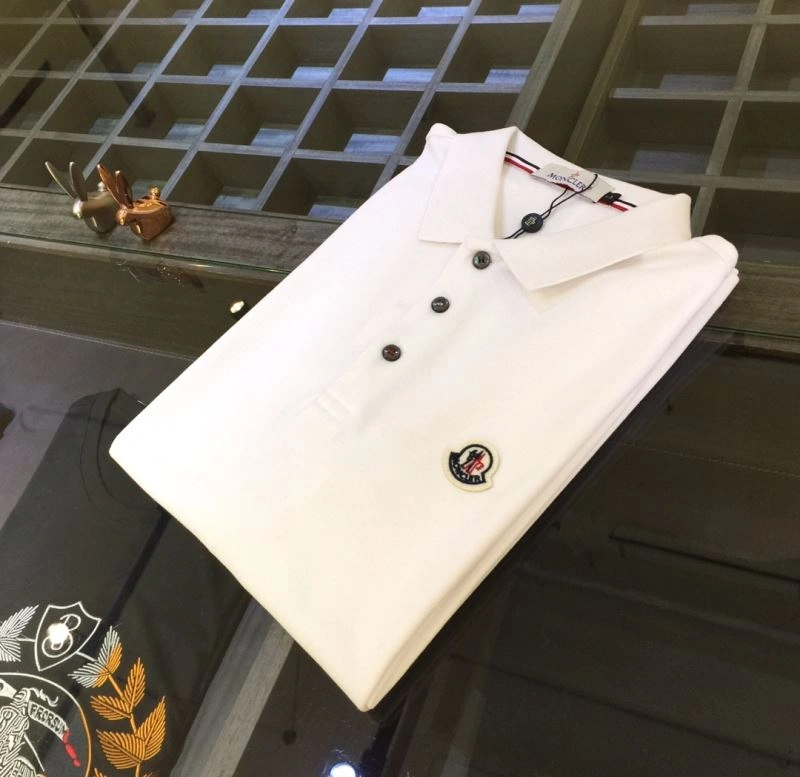 Moncler T-Shirts Breathable 142324