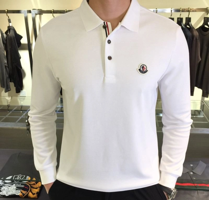 Moncler T-Shirts Breathable 142324