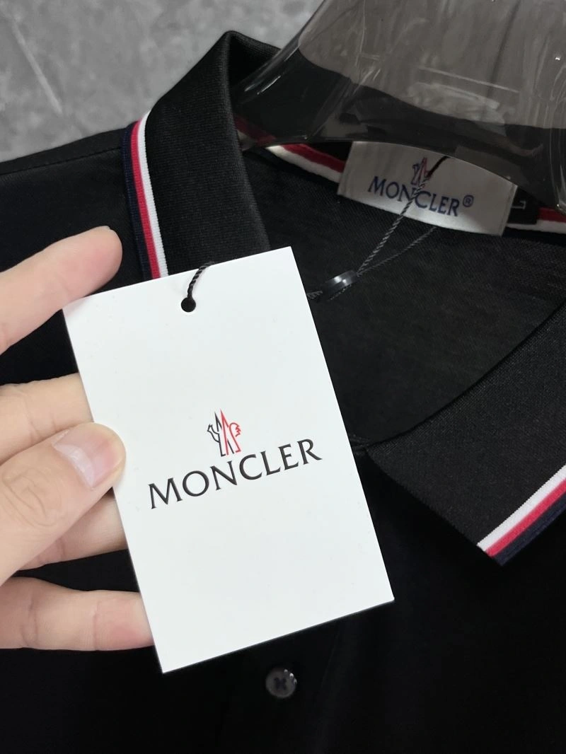 Moncler T-Shirts BestValue 142313