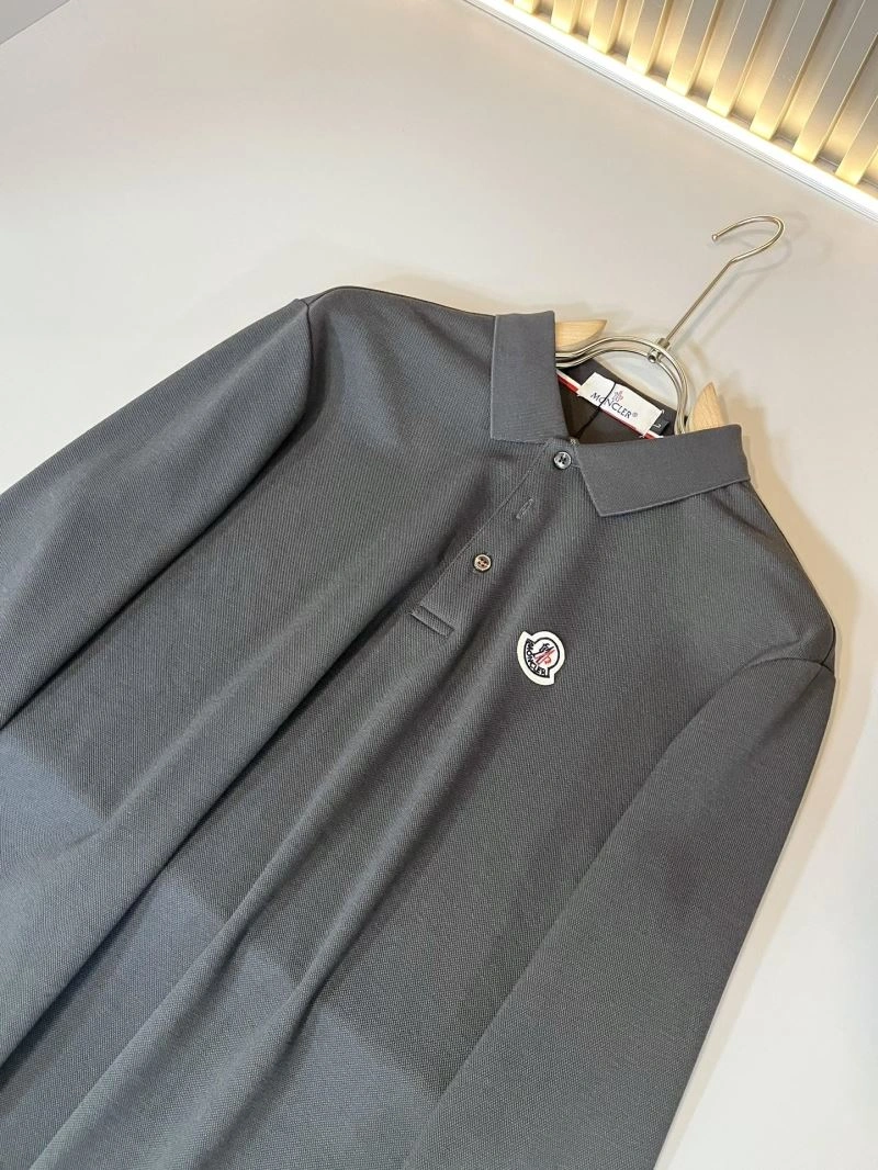 Moncler T-Shirts Elegant 142300