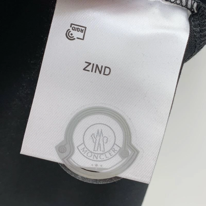 Moncler T-Shirts Fashionable 142290
