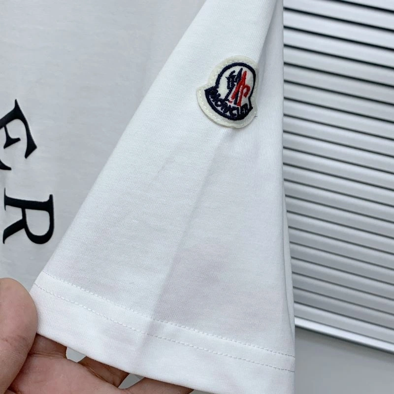 Moncler T-Shirts Contemporary 142297