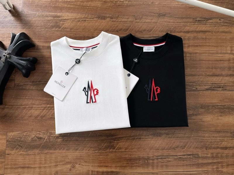 Efficient Moncler T-Shirts 142356