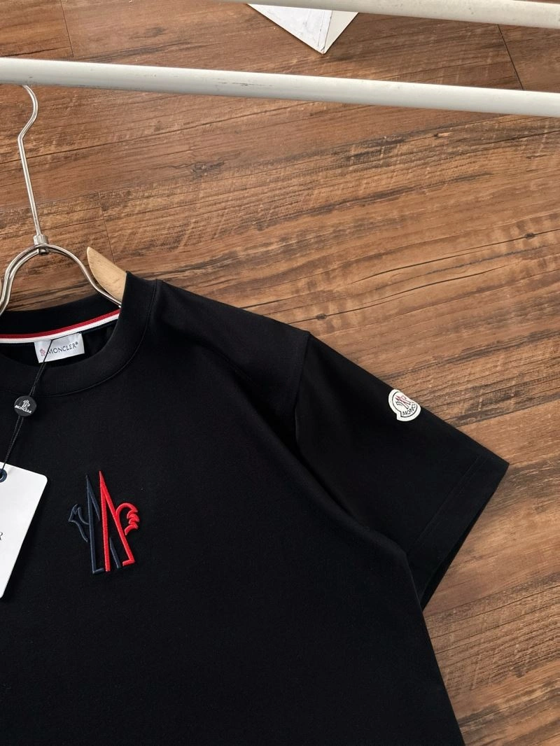 Efficient Moncler T-Shirts 142356