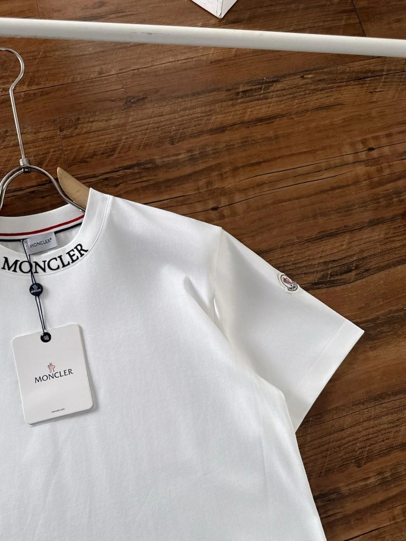 SunProtective Moncler T-Shirts 142282