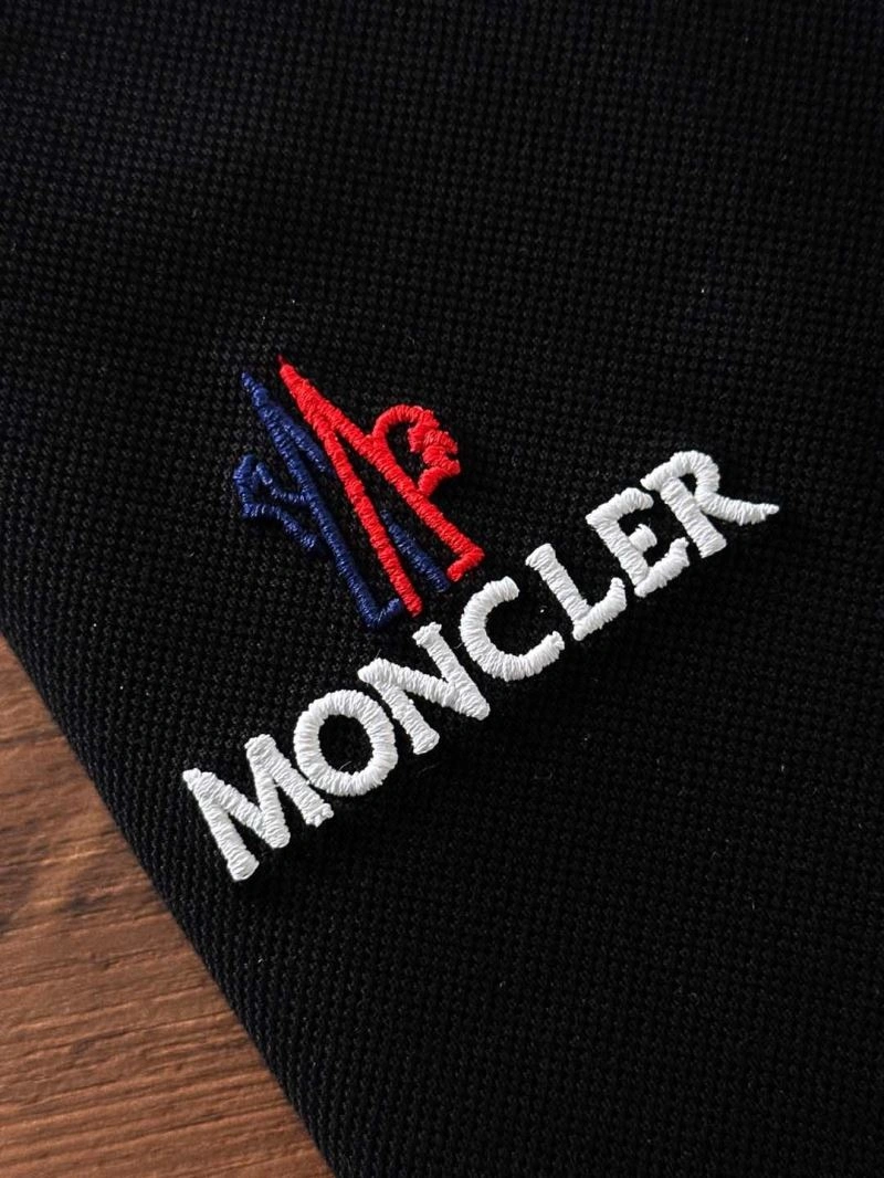 Premium Moncler T-Shirts 142305