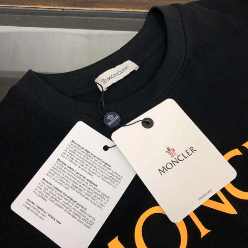 SmartChoice Moncler T-Shirts 142285