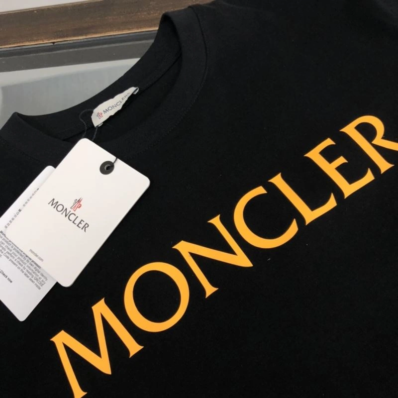 SmartChoice Moncler T-Shirts 142285