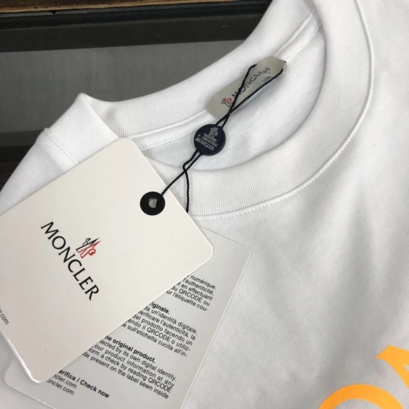 TravelReady Moncler T-Shirts 142281