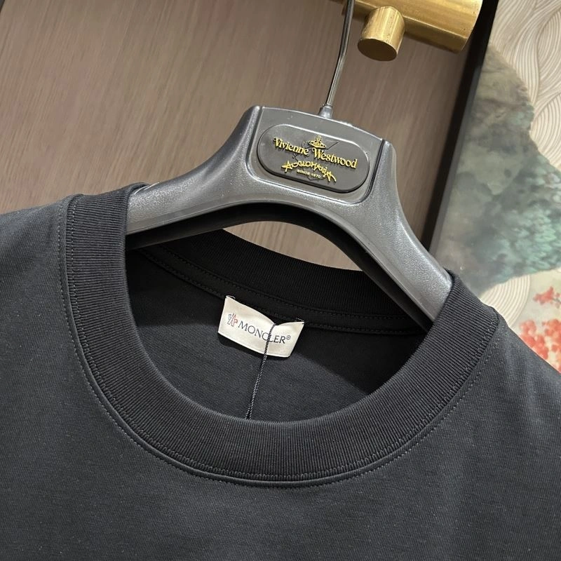 Moncler T-Shirts Flexible 142269