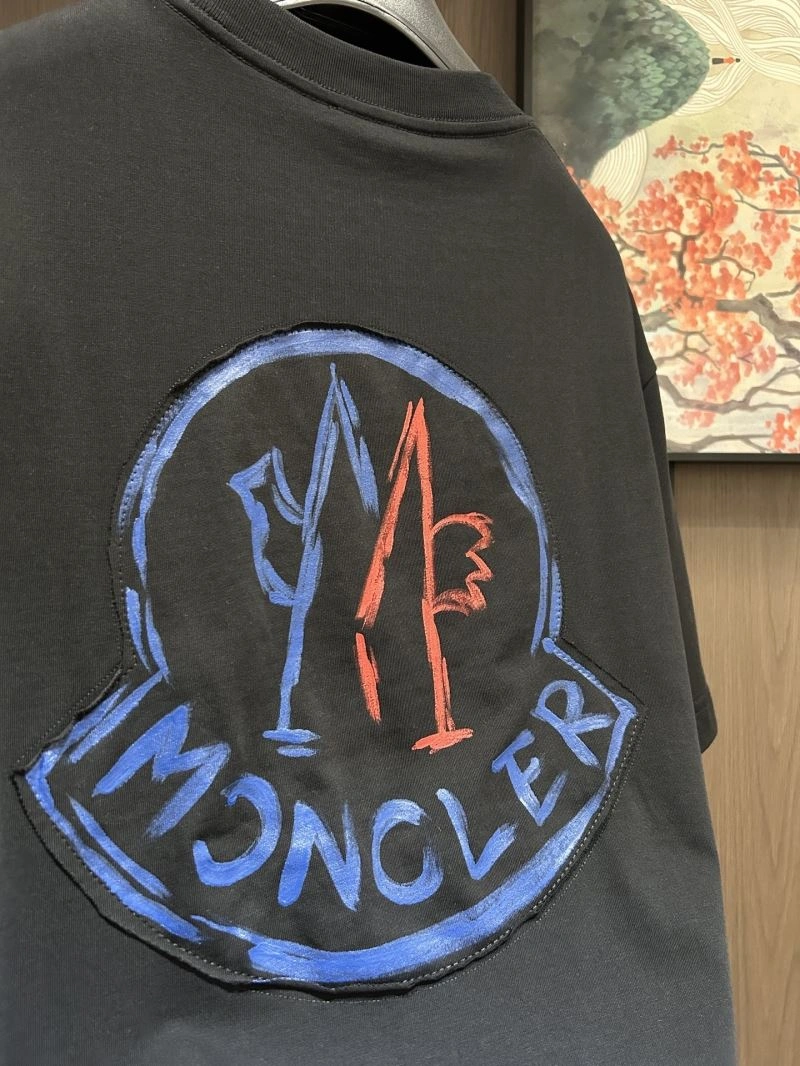 Moncler T-Shirts BestValue 142270