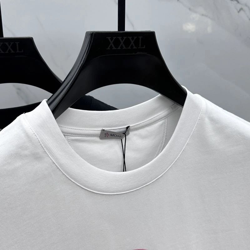 Vibrant Moncler T-Shirts 142244