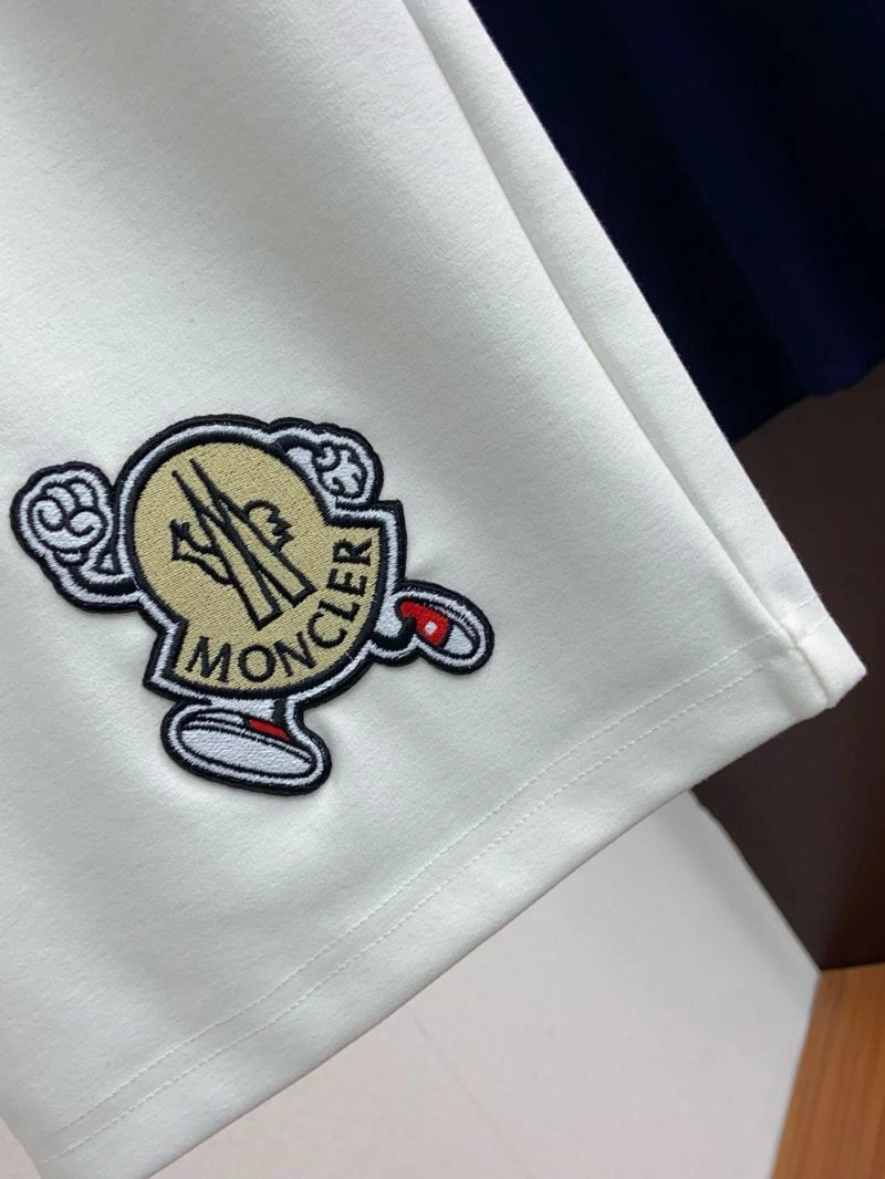 Moncler T-Shirts Chic 142243
