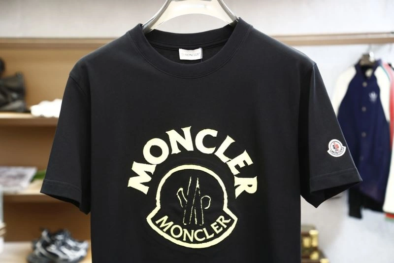 Moncler T-Shirts QuickDry 142254