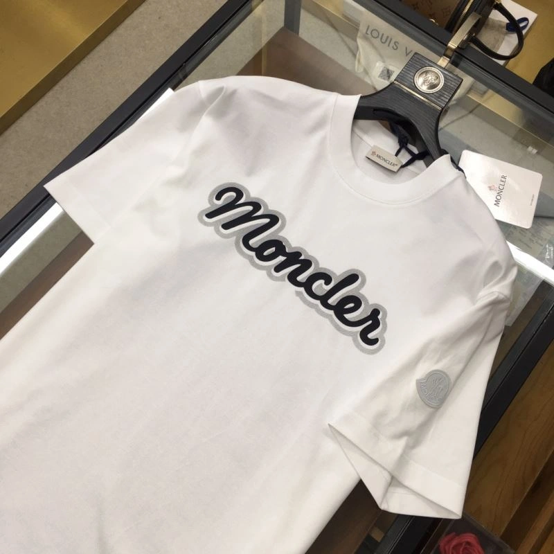 Supportive Moncler T-Shirts 142266