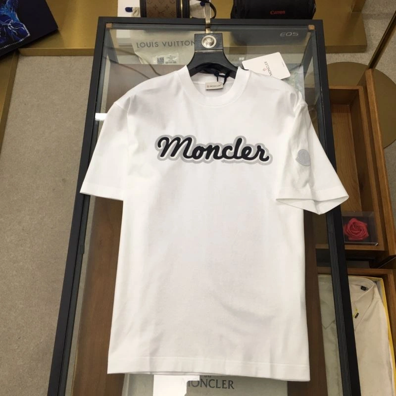 Supportive Moncler T-Shirts 142266