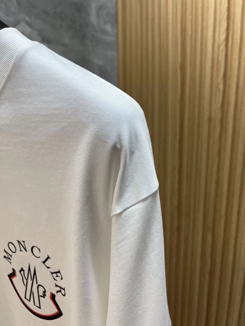 Fashionable Moncler T-Shirts 142250