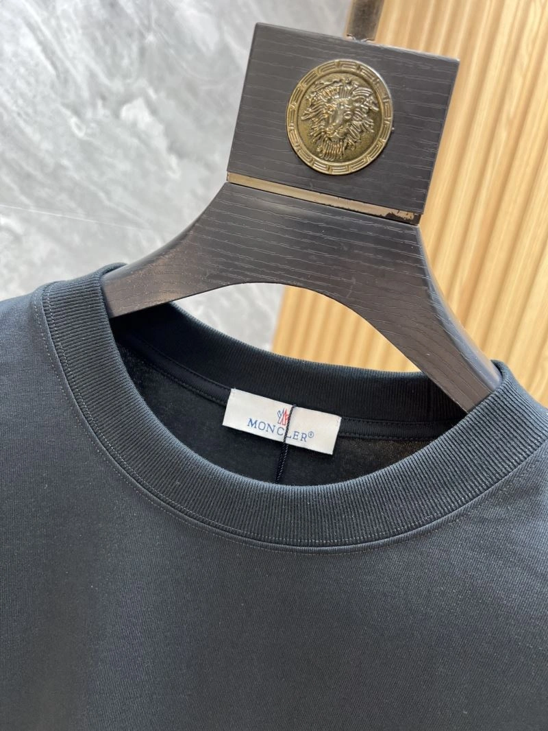 Moncler T-Shirts Stretchable 142263