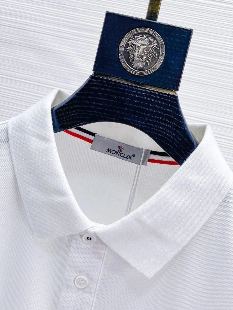 Moncler T-Shirts Bold 142258