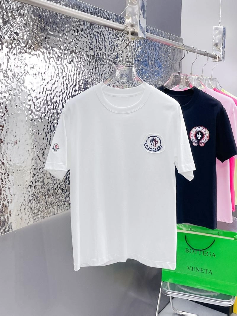 Bold Moncler T-Shirts 142241