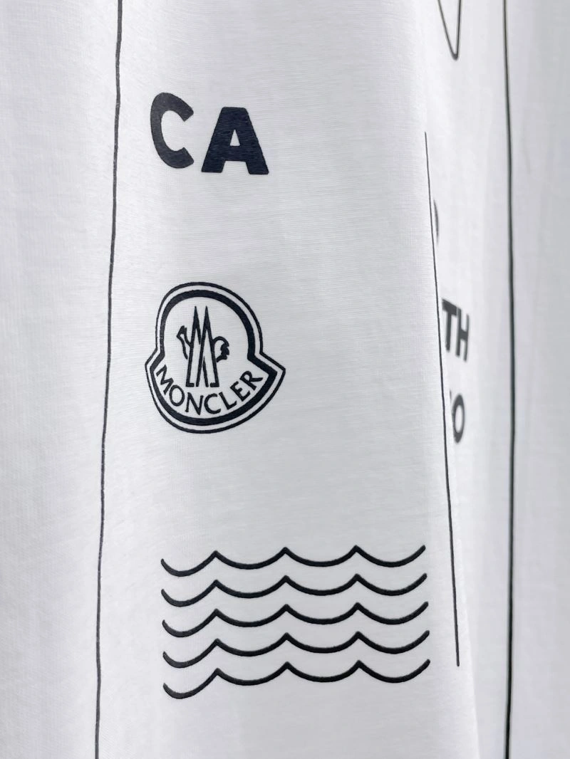 Moncler T-Shirts Sustainable 142245