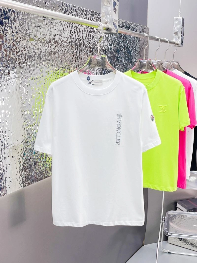 ComfortFit Moncler T-Shirts 142249