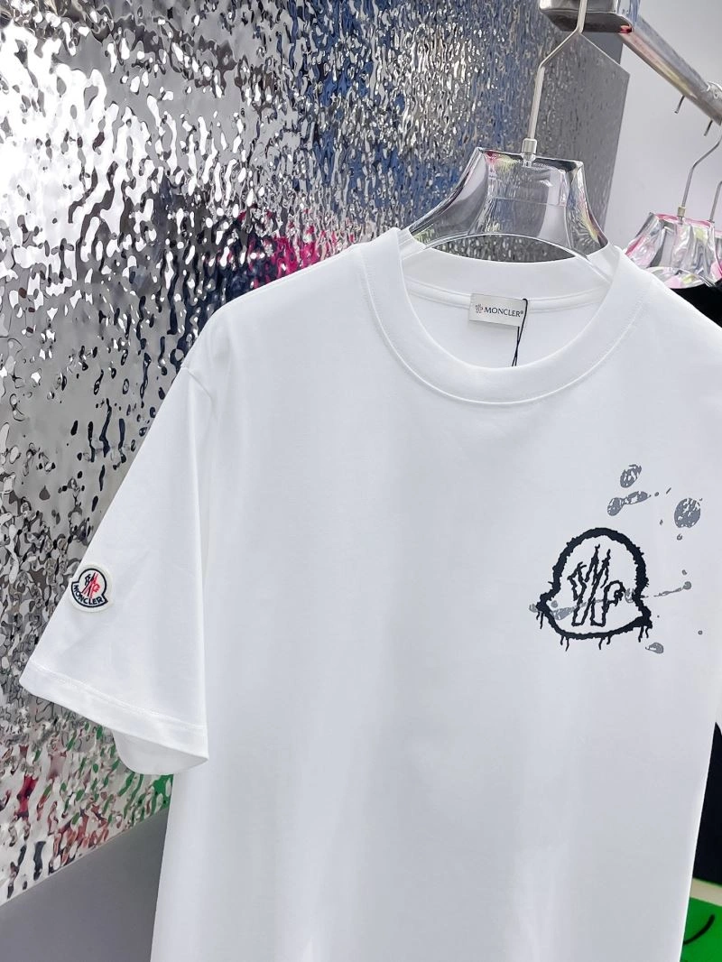 Moncler T-Shirts Packable 142268