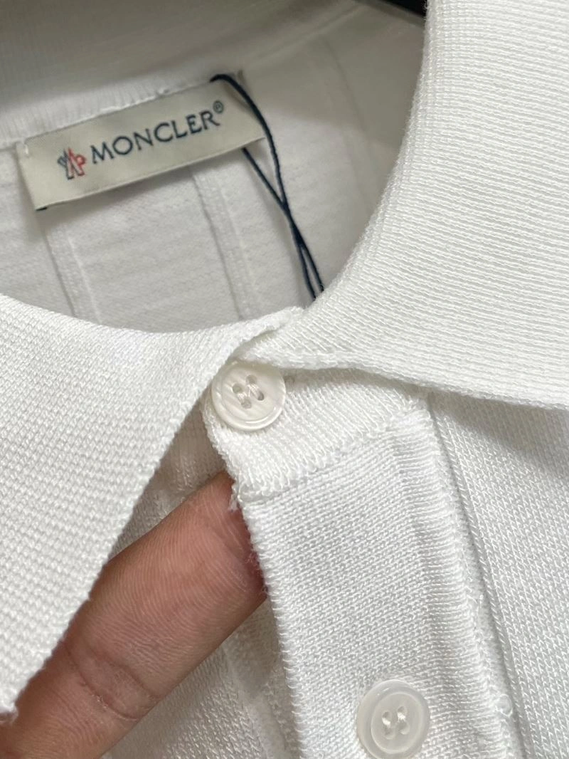 Moncler T-Shirts RelaxedFit 142226