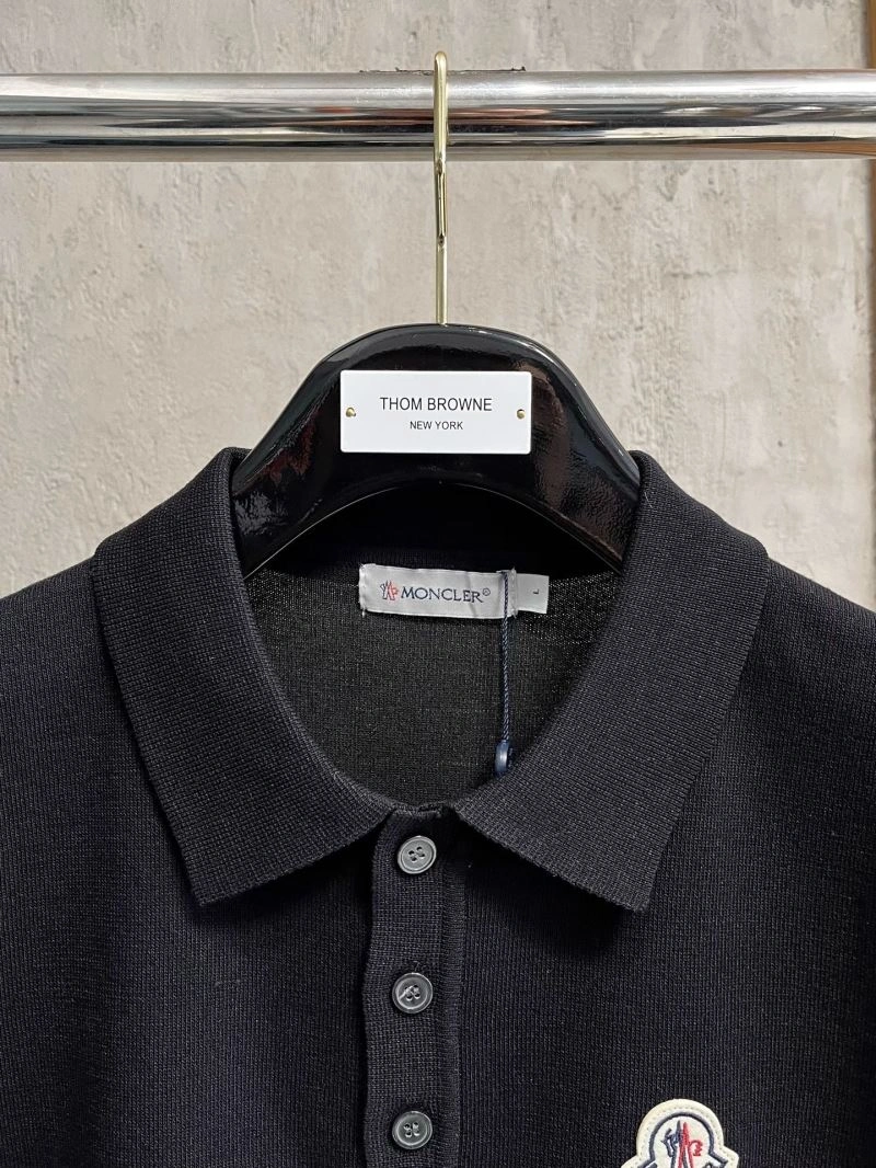 Moncler T-Shirts SmoothTexture 142218