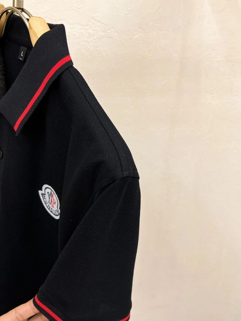 Moncler T-Shirts Timeless 142222