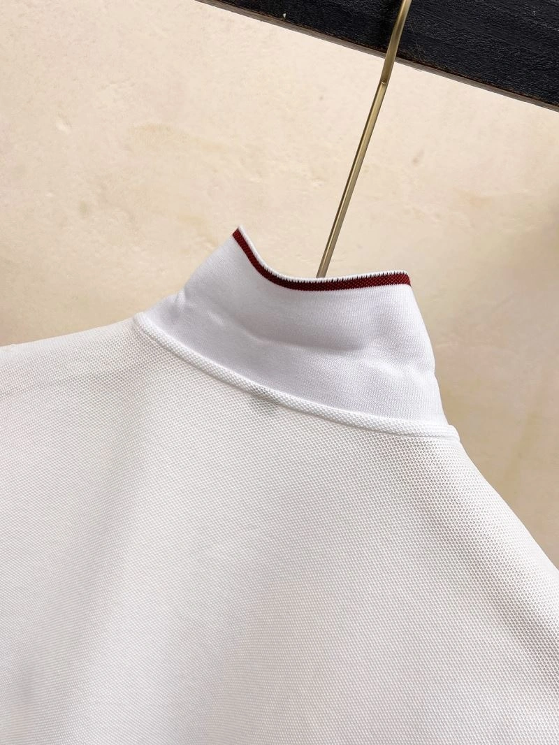Lightweight Moncler T-Shirts 142220