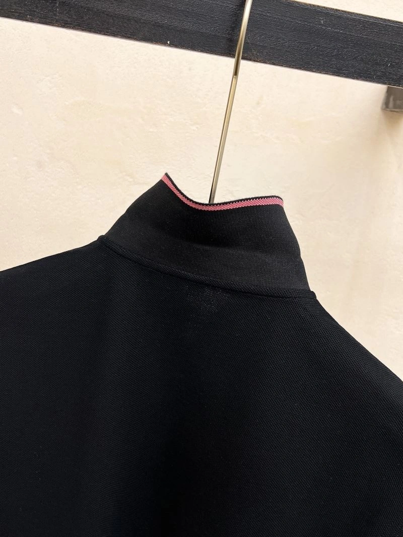 Sporty Moncler T-Shirts 142211