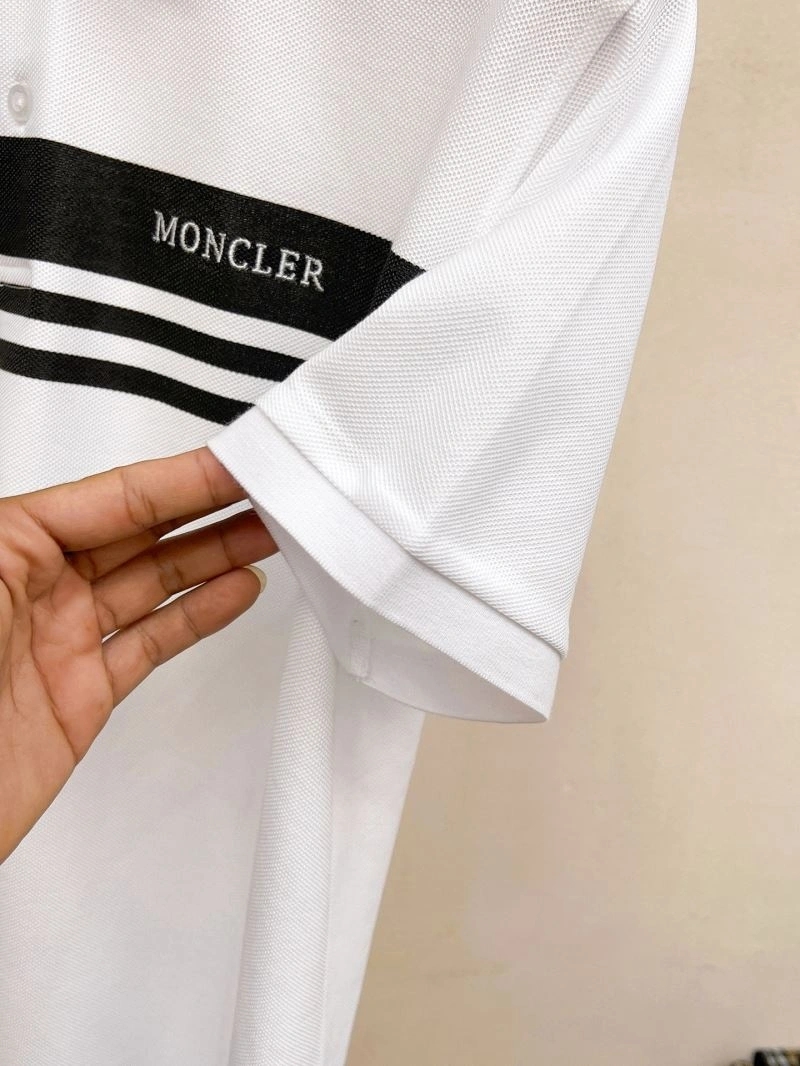 Moncler T-Shirts Thermal 142207