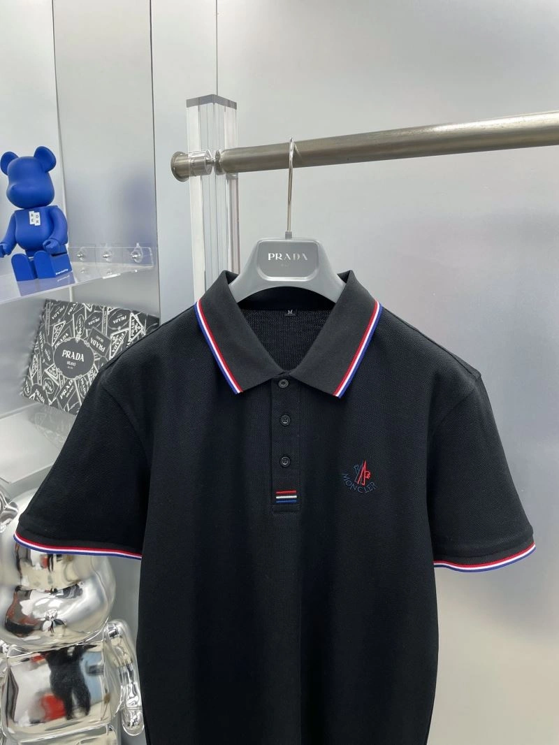 Moncler T-Shirts ComfortFit 142198