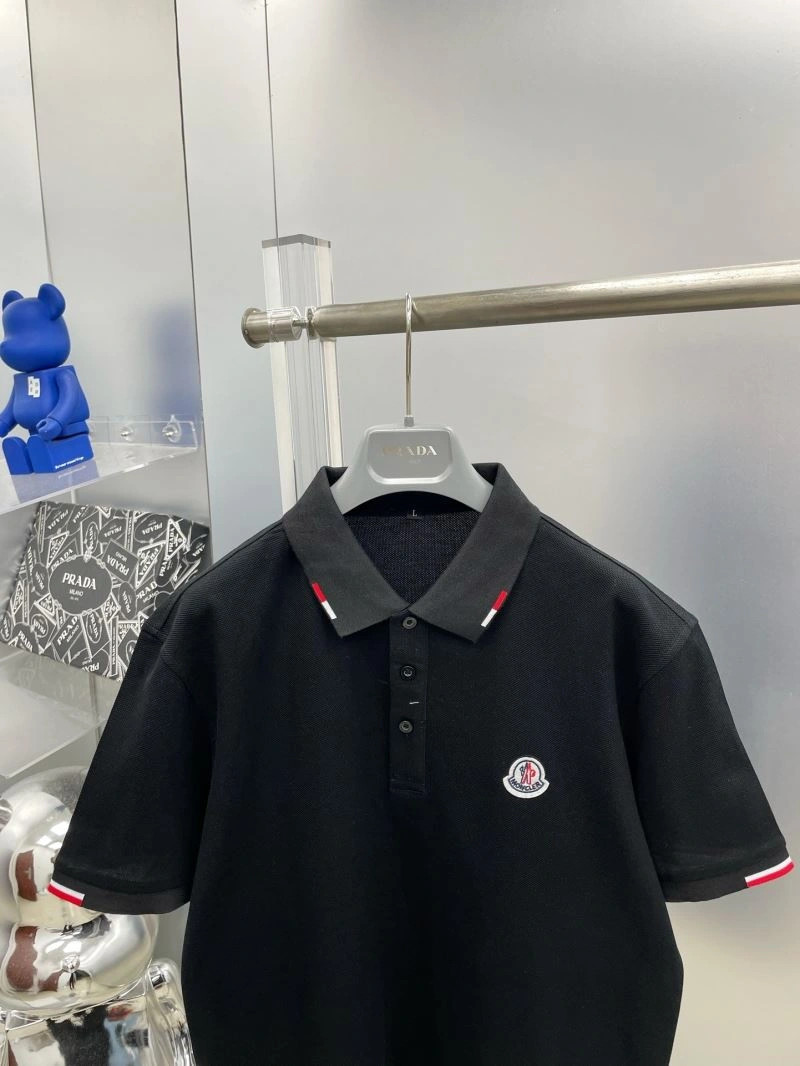 Sporty Moncler T-Shirts 142196