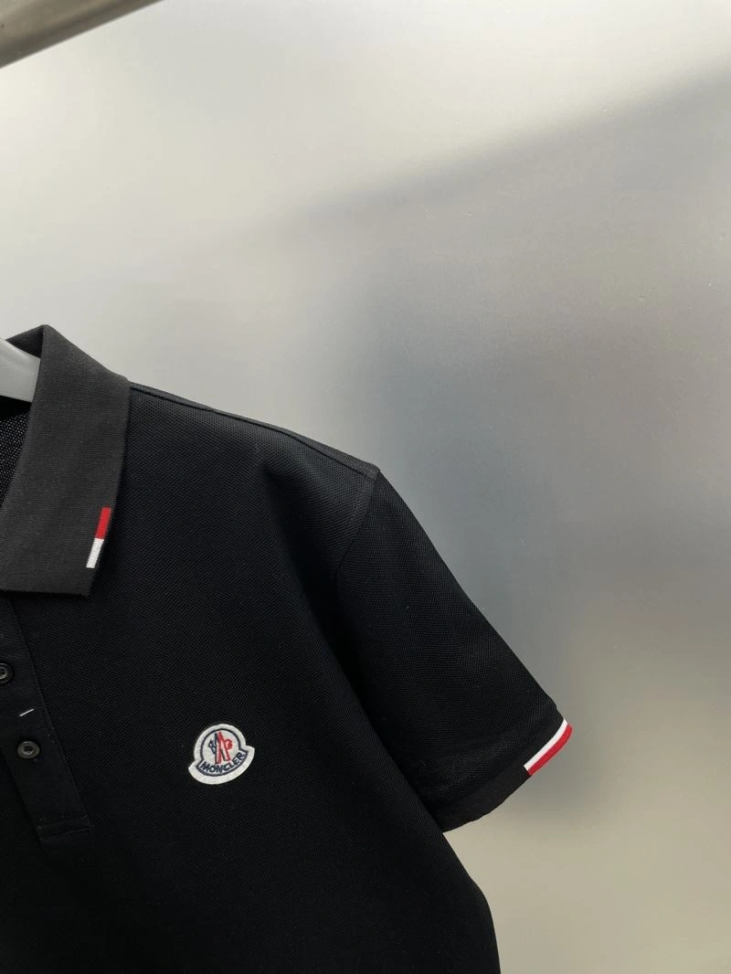 Sporty Moncler T-Shirts 142196