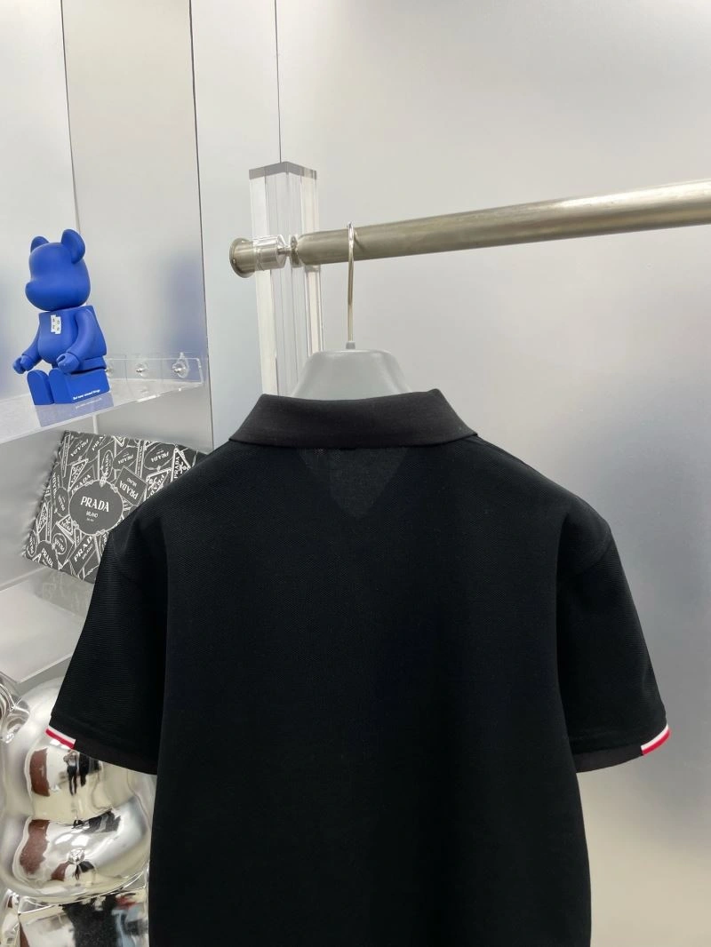 Sporty Moncler T-Shirts 142196