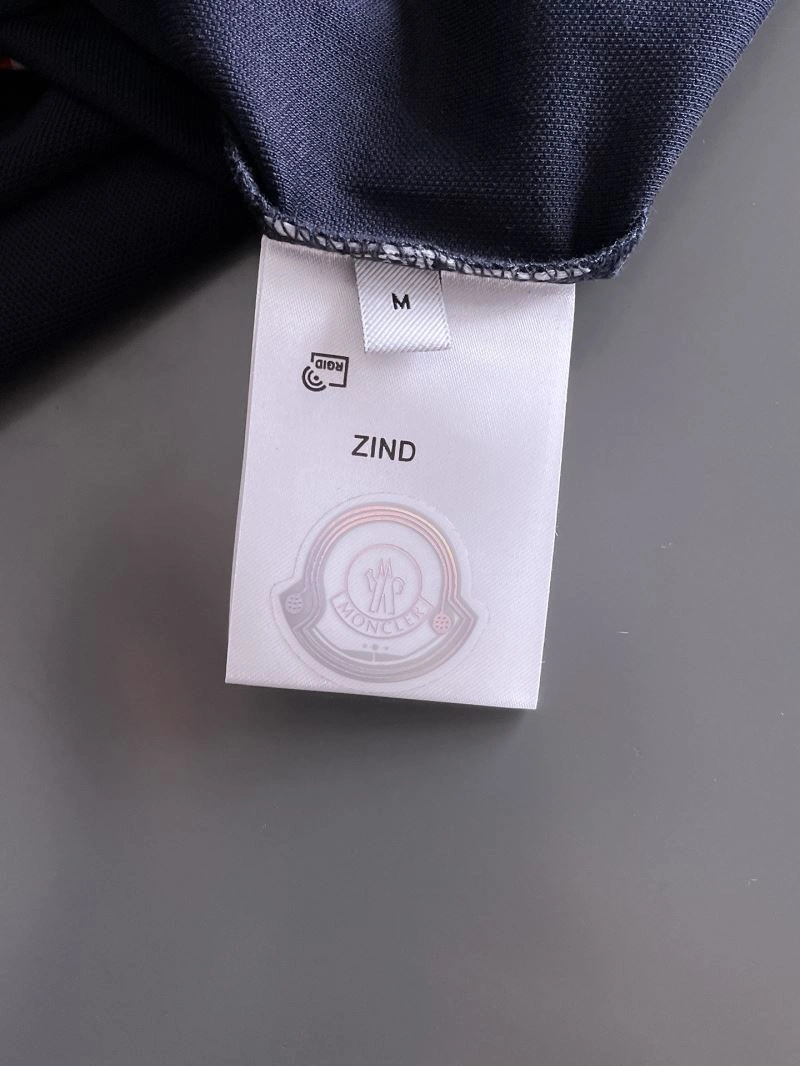 Elegant Moncler T-Shirts 142194