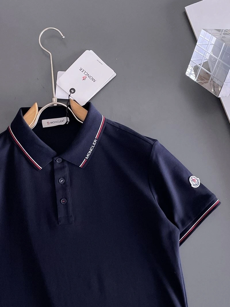 Moncler T-Shirts Elegant 142190