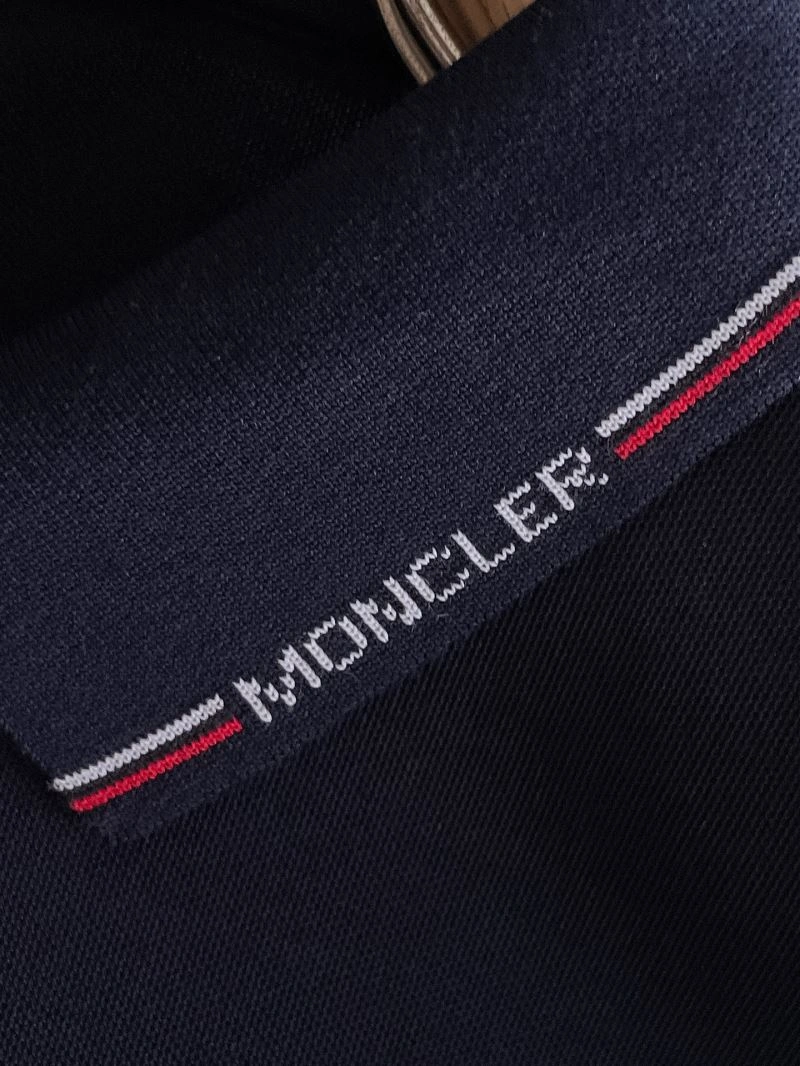 Moncler T-Shirts Elegant 142190