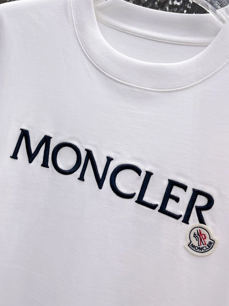 Moncler T-Shirts Packable 142187