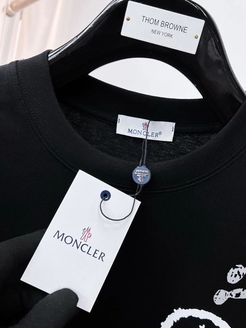 Fashionable Moncler T-Shirts 141795