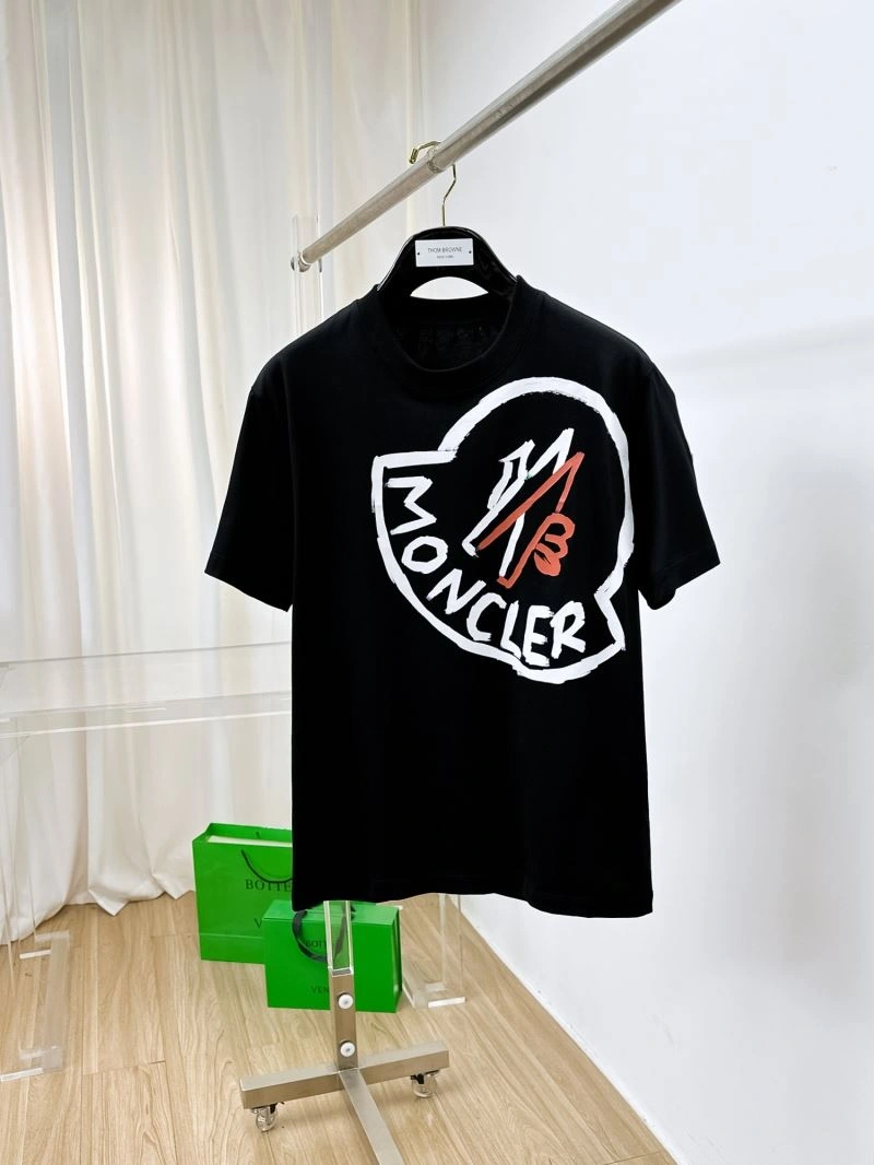 Moncler T-Shirts Supportive 141786