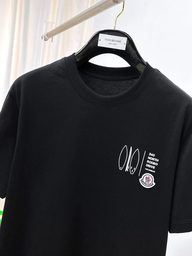 Moncler T-Shirts Thermal 141779