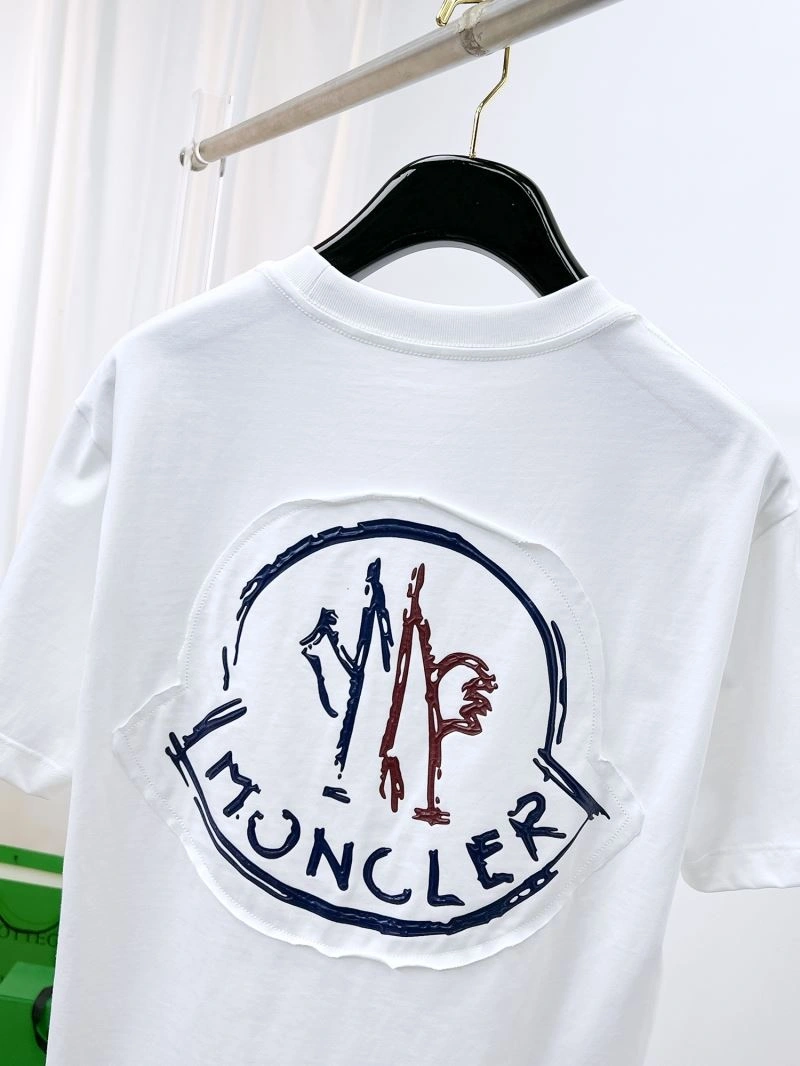 Resilient Moncler T-Shirts 141788