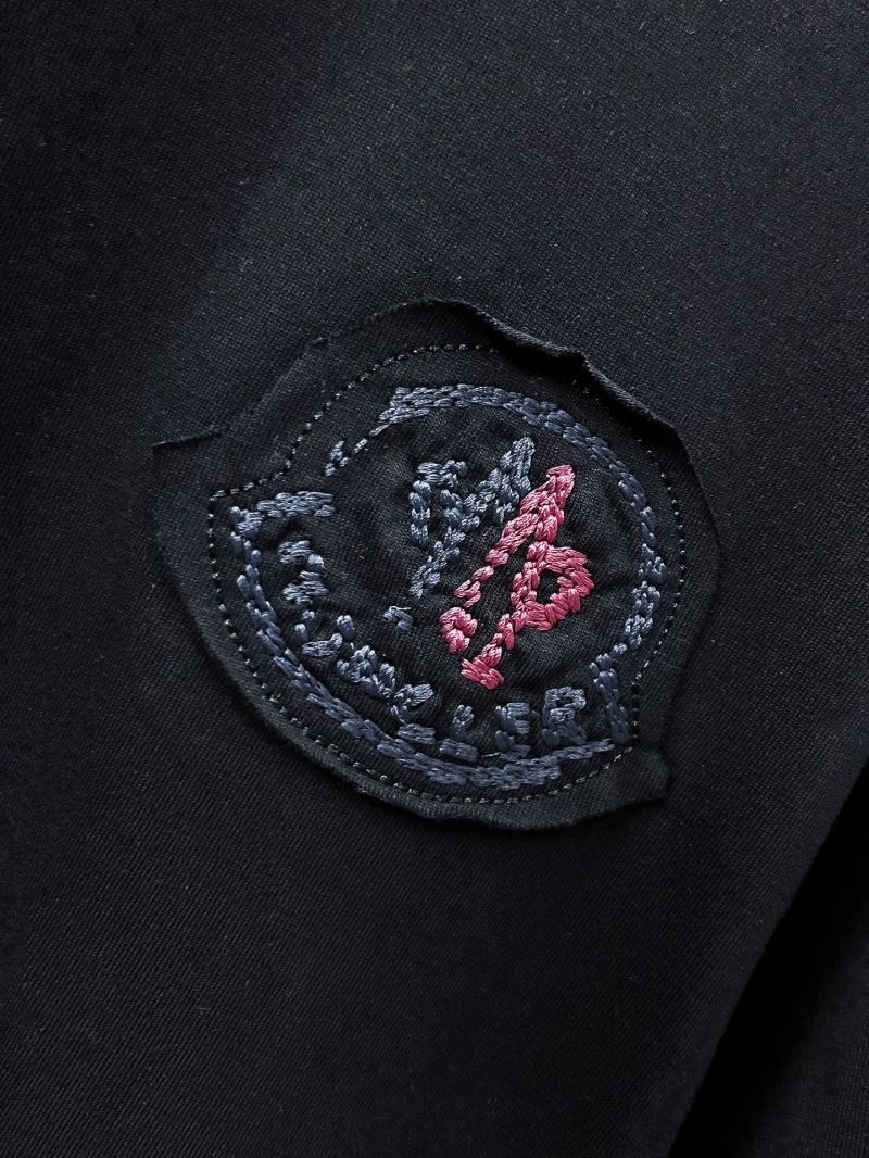 Moncler T-Shirts FashionForward 141790