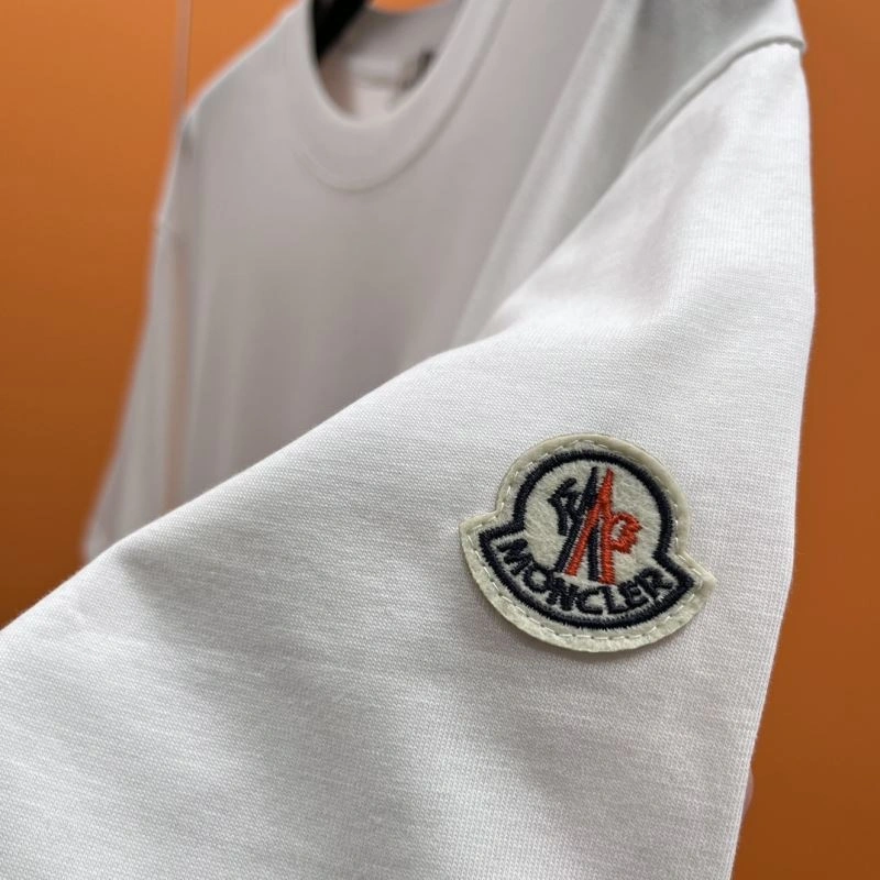 Moncler T-Shirts Original 141776